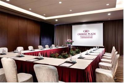 کرون پلازا شانگهای شیانگ لاک