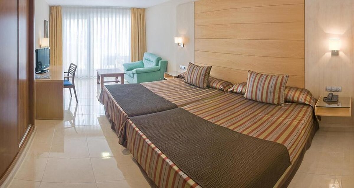 Hotel Mediterráneo Bay