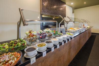 کرون پلازا منتری ارپورتو