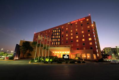 کرون پلازا منتری ارپورتو