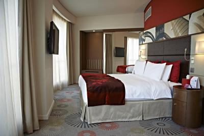 کرون پلازا دوحه-د بیزنس پارک