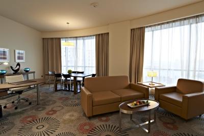 کرون پلازا دوحه-د بیزنس پارک