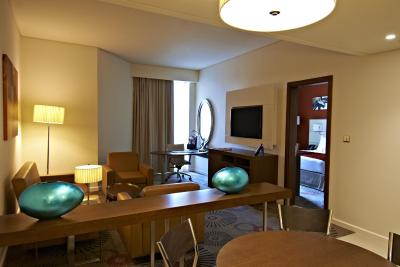 کرون پلازا دوحه-د بیزنس پارک