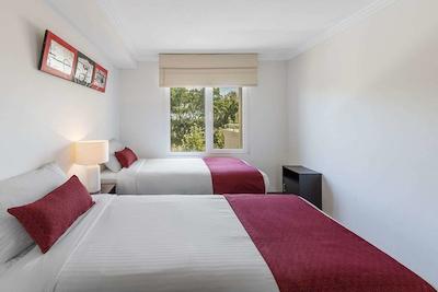 والدرف راندویک سرویسد اپارتمنتز