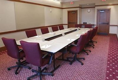 د این ات ویرجینیا تچ اند اسکلتون کنفرنس سنتر