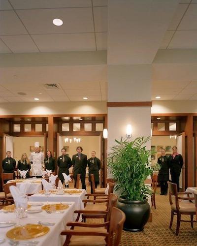 د این ات ویرجینیا تچ اند اسکلتون کنفرنس سنتر