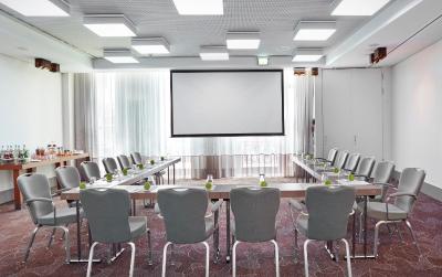 هتل ایندیگو برلین-سنتر آلکساندرپلاتز