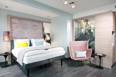 هتل ایندیگو برلین-سنتر آلکساندرپلاتز