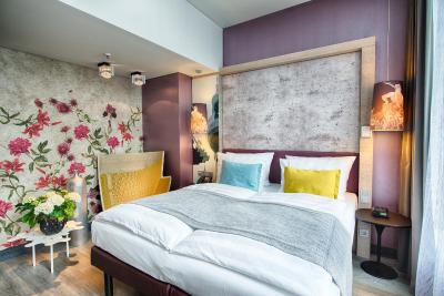 هتل ایندیگو برلین-سنتر آلکساندرپلاتز