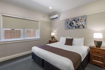 والدرف درومین سرویسد اپارتمنتز