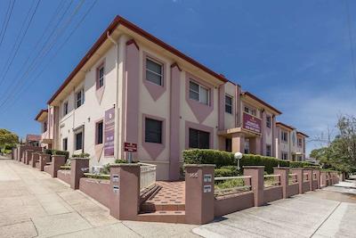 والدرف درومین سرویسد اپارتمنتز