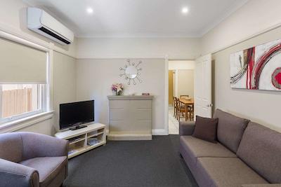 والدرف درومین سرویسد اپارتمنتز