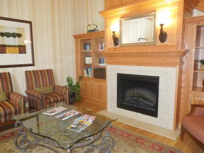 کونتری این اند سویتز بای رادیسن هاریسبورگ ات ونین دپسیت راد پا