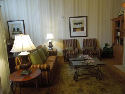 کونتری این اند سویتز بای رادیسن هاریسبورگ ات ونین دپسیت راد پا