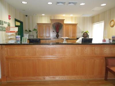 کونتری این اند سویتز بای رادیسن هاریسبورگ ات ونین دپسیت راد پا