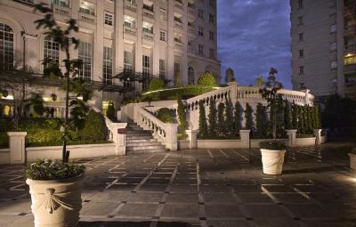 د بلزا سویتز