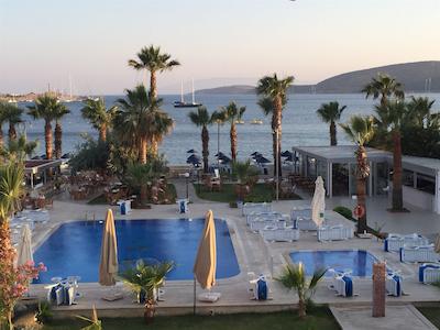 ناجی گومبت بیچ