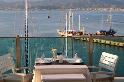 آلستا یاچت هتل