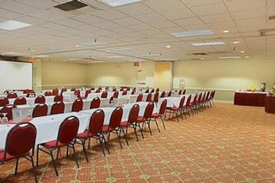 وایندهام گاردن بویس آیرپرت