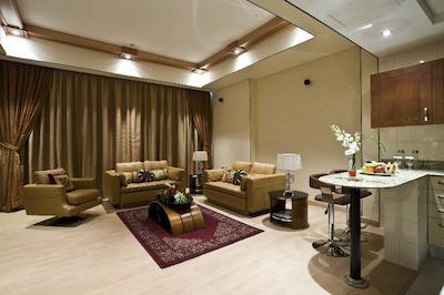 الیت کریستال هتل