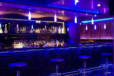 الیت کریستال هتل