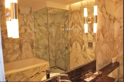 رادیسون بلو مارینا کانیوت پلیس