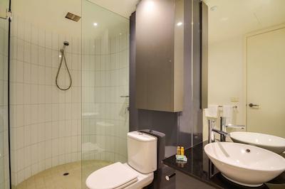 اسودبانک اپارتمنتز-اورکا تور