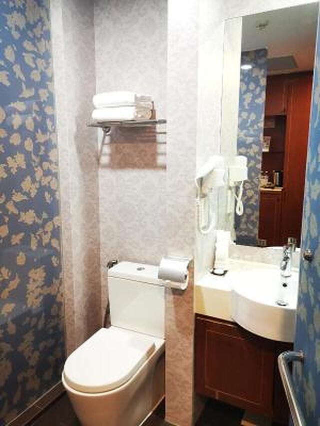سانتا گرند هتل ایست کاست