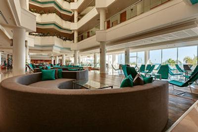 سنتیدو سیپریا ب بای لئوناردو هتلز