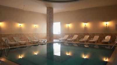 مرو سان هتل اند اسپا