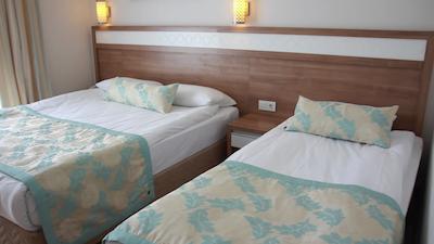 مرو سان هتل اند اسپا