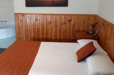 ساندونر توین تونز متل