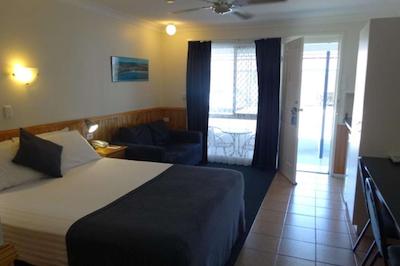 ساندونر توین تونز متل