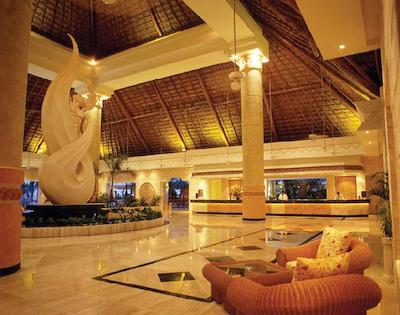 گراند باهیا پرینسیپ تولوم