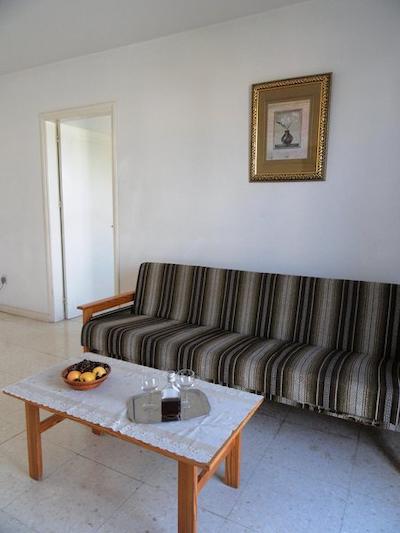 لفکی تری توریست اپارتمنتز