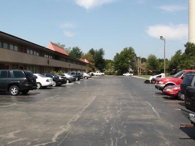 اکنمی این نرد اُکلاهما سیتی