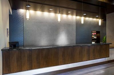 هیات هوس چارلت/سنتر سیتی