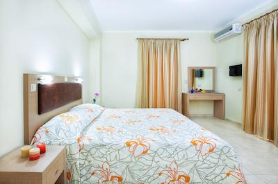 انا ماریا پارادیس