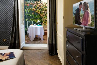 بوتیک هتل اناهی