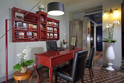 بوتیک هتل اناهی