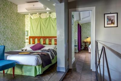 بوتیک هتل اناهی