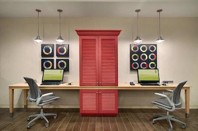 هم2 سویتز بای هیلتون چارلستون آیرپرت/کنونشن سنتر