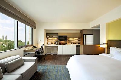 المنت اُماها میدتون کرسینگ