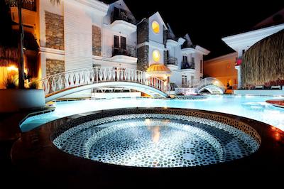 د پینهیل هتل اند سویتز