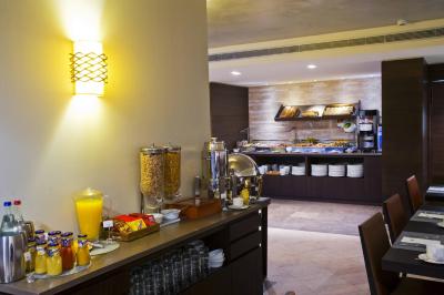 اورستارز پاتیز د کردبا