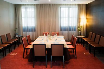 اورستارز پاتیز د کردبا