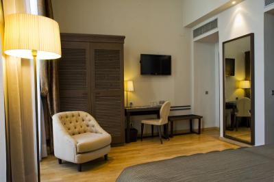 اورستارز پاتیز د کردبا