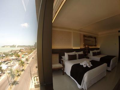 بست وسترن پرمیر ماجستیک پنتا نگرا بیچ