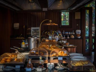 137 پیلارز هوس