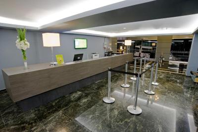 اسلاویرو اسلیم کنگونهاز